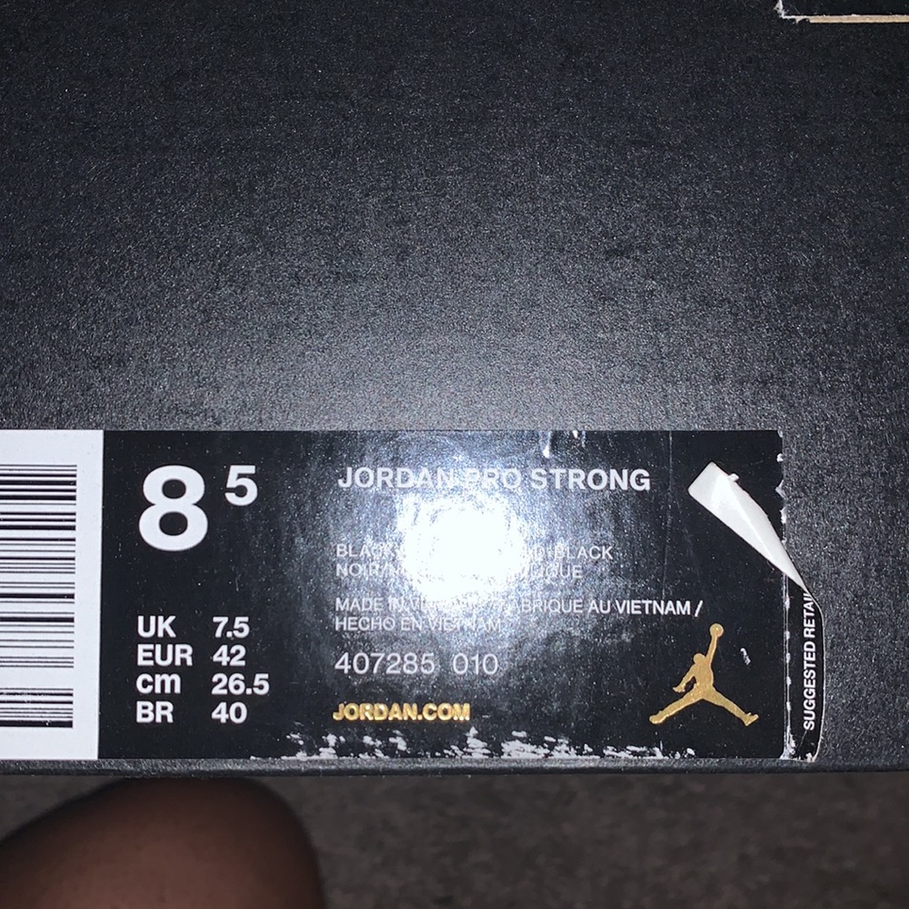 Sneakers - Picture 6 of 6
